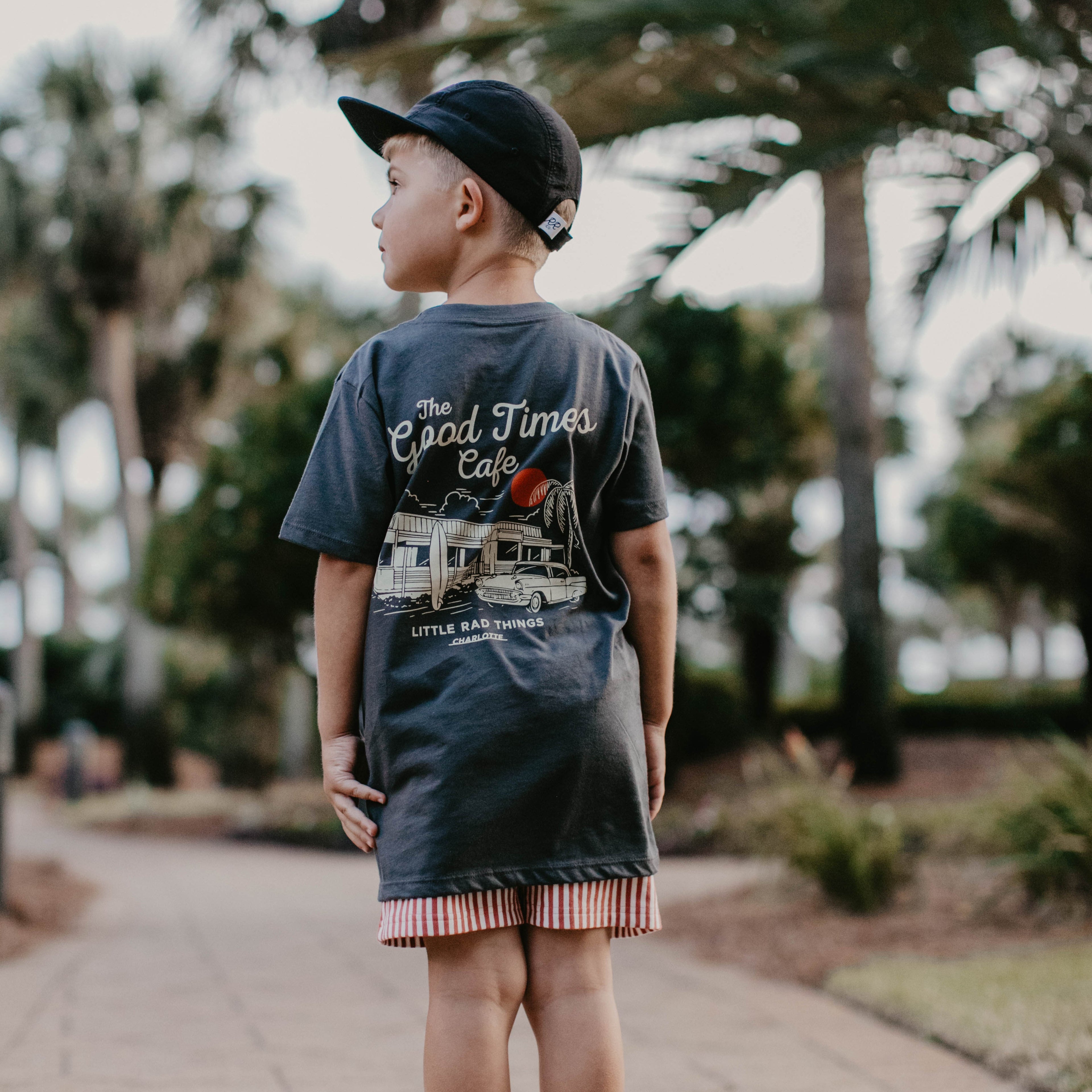 THE GOOD TIMES CAFE TEE - COAL