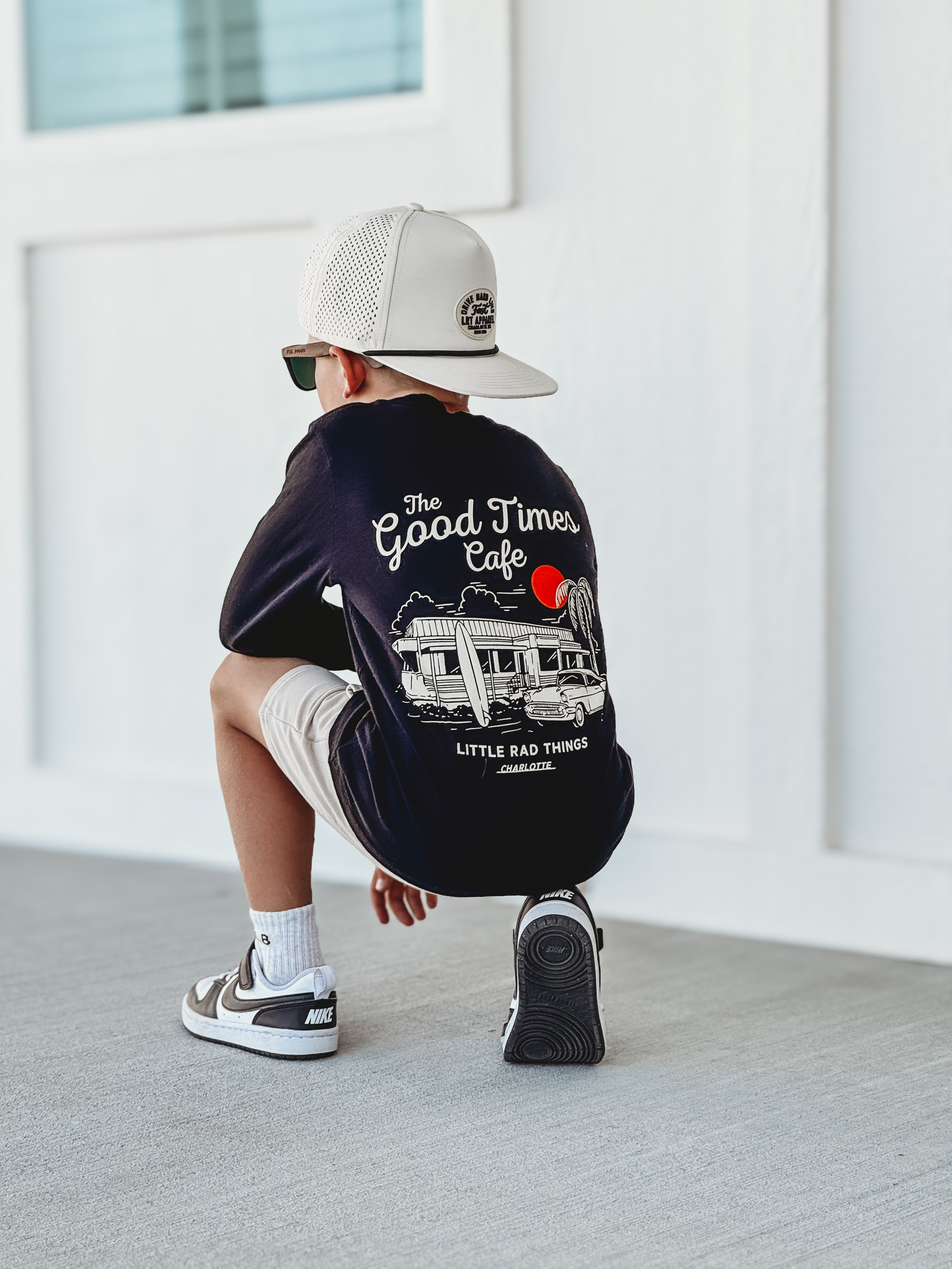 THE GOOD TIMES CAFE LONG SLEEVE - SOLID BLACK