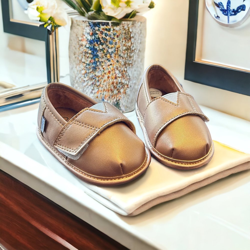 Gold Slip-on Shoe Top with Velvet Lining