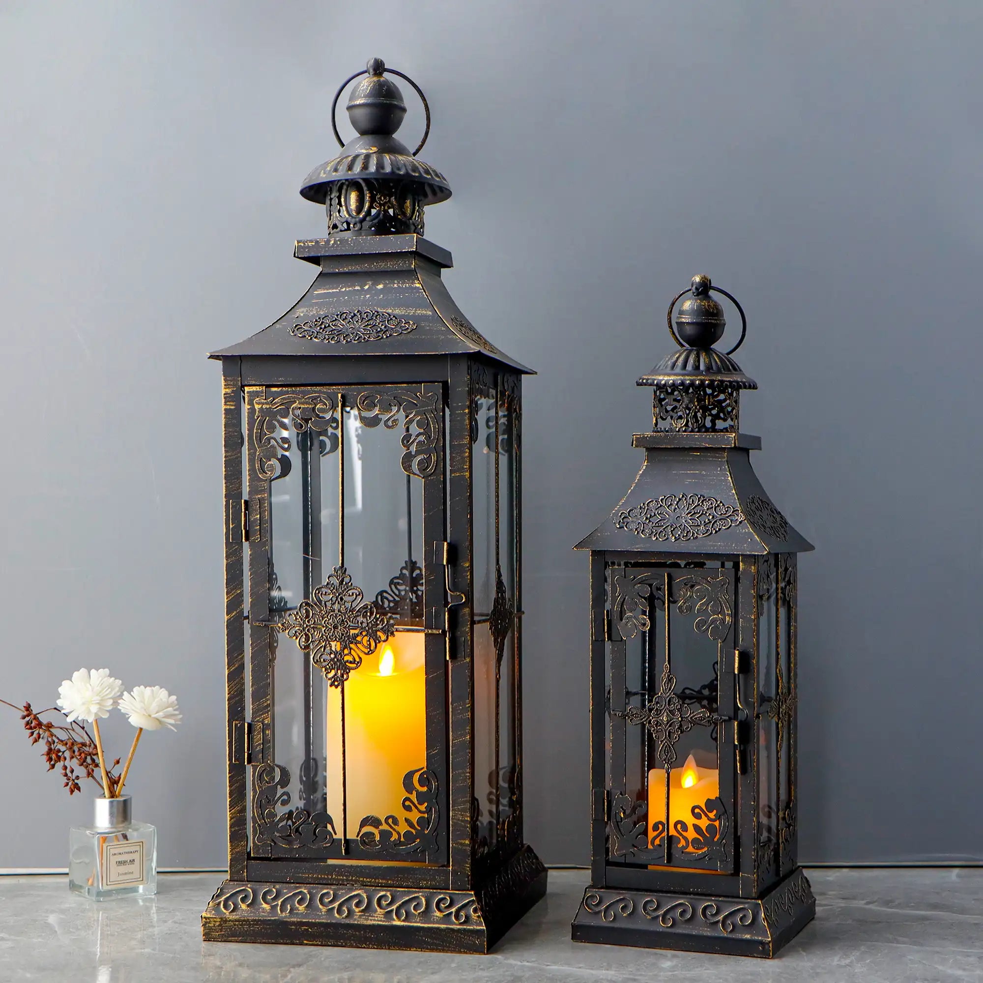 Set of 2 21.5'' & 16" H Vintage Decorative Lanterns