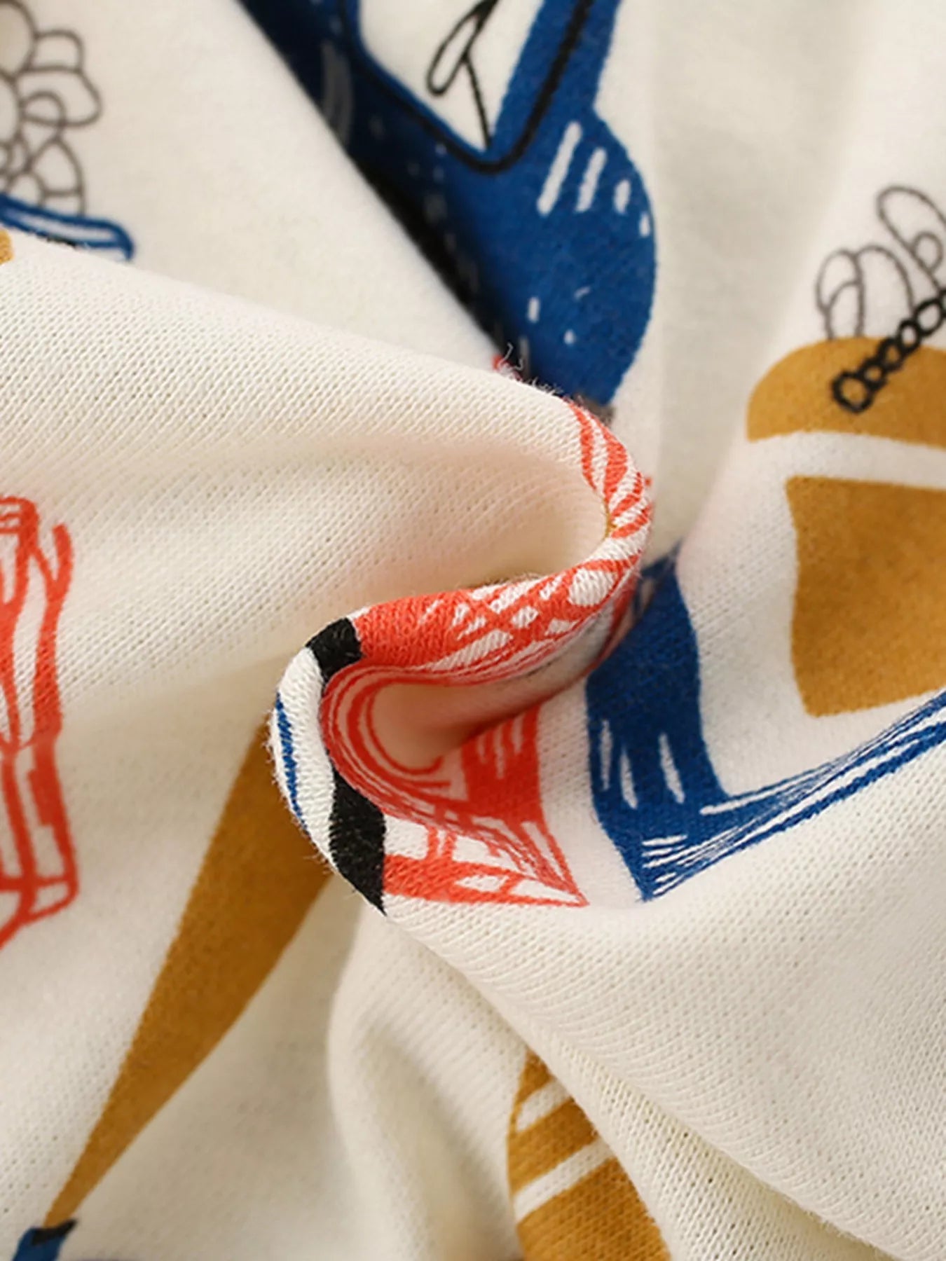 Boys Cartoon Vehicle Print Crew Neck Sweatshirt