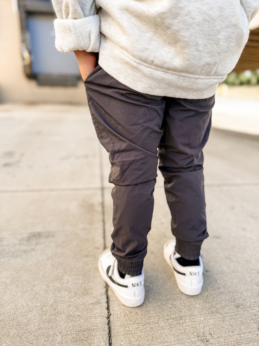 (PRE-ORDER) VETERAN SLIM FIT JOGGER - GUNMETAL